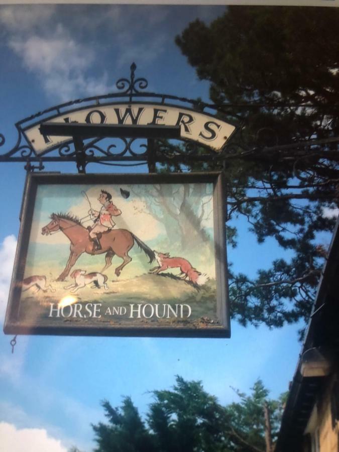 Horse & Hound Inn Broadway  Exterior foto